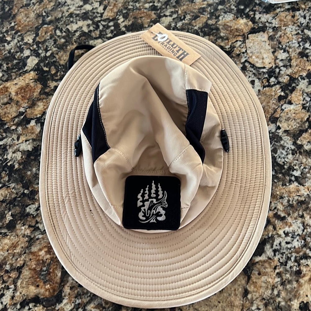 Duluth Trading Co fishing bucket hat